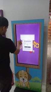 Totem Interativo Touch Screen -Aluguel de totem interativo Venda de totem interativo grupo ALLVISION NO RIO DE JANEIRO EM 2025