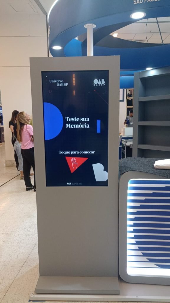Aluguel de Totem Personalizado Digital-Totem Interativo para Evento | Totem Interativo para Feiras em 2025