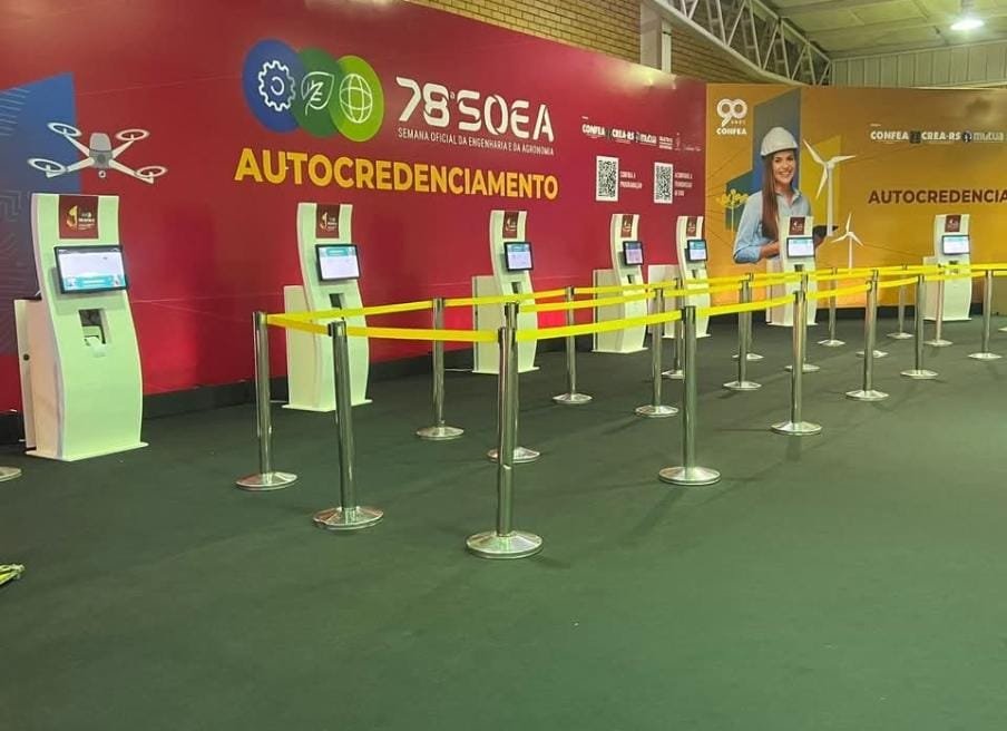 Aluguer de painel led touch screen holograma 3d e tvs com ecrã 4k em lisboa e porto